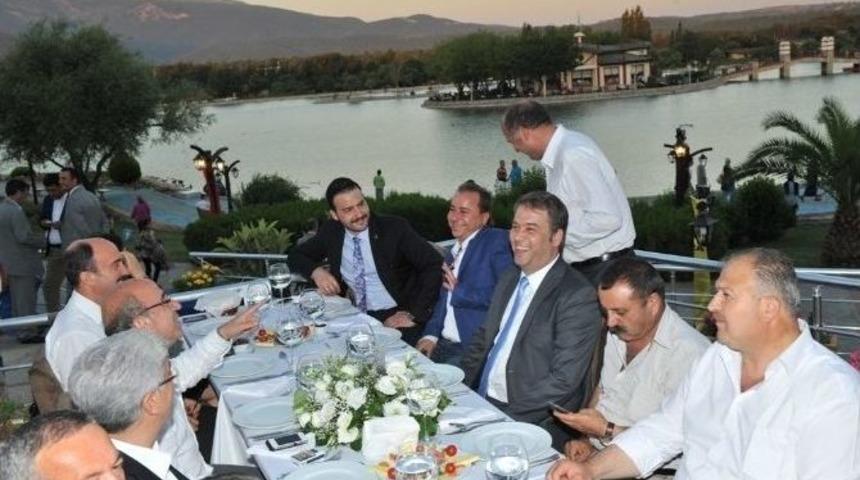 Meclis &Uuml;yelerinden G&ouml;let'e Tam Not