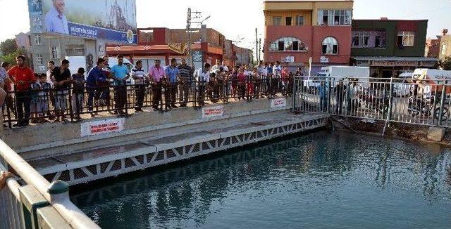 Oruç Tutan Çocuk Serinlemek İçin Ayağını Uzattığı Kanalda Boğuldu