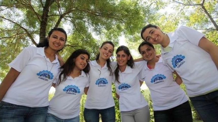 Turkcell'in Binlerce Kardeleni Mezuniyet Sevinci Yaşıyor