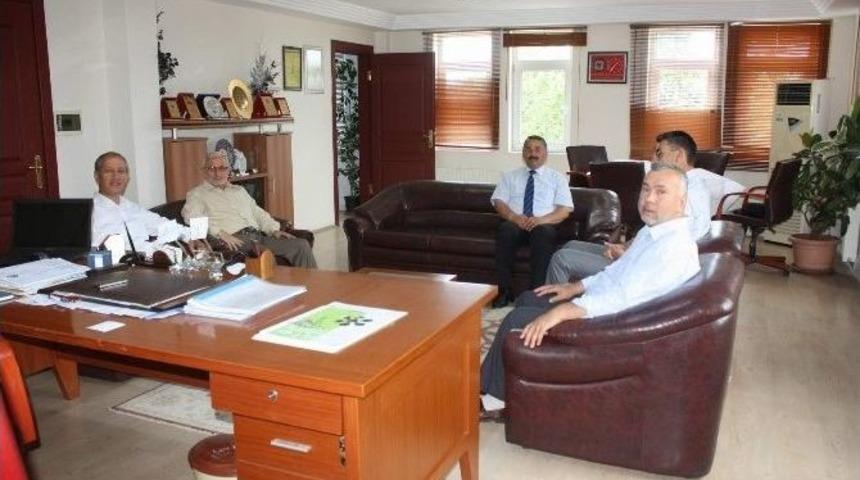 Sakarya Defterdarı Sormaz’dan, Başkan Karakullukçu’ya Veda Ziyareti