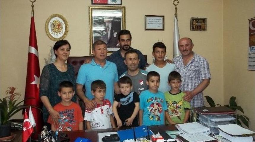 Tanju &Ccedil;olak&rsquo;tan Saltukova&rsquo;ya Ziyaret