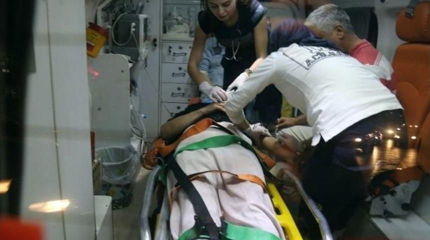 Kocaeli&rsquo;de Trafik Kazası: 3 Yaralı