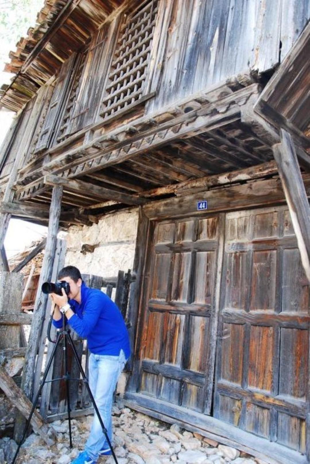 Sarıhacılar'a Turist Ilgisi