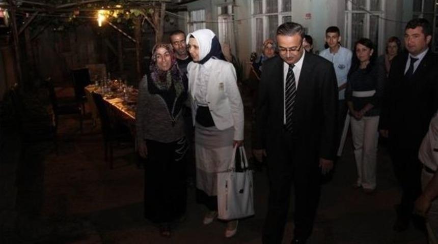 Su Ailesi, Aktaş Ailesinin İftarına Katıldı