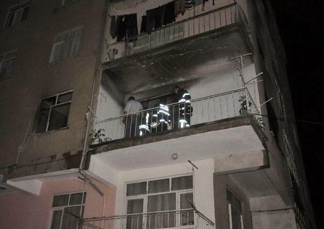 Akşehir’de Apartman Yangını Korkuttu