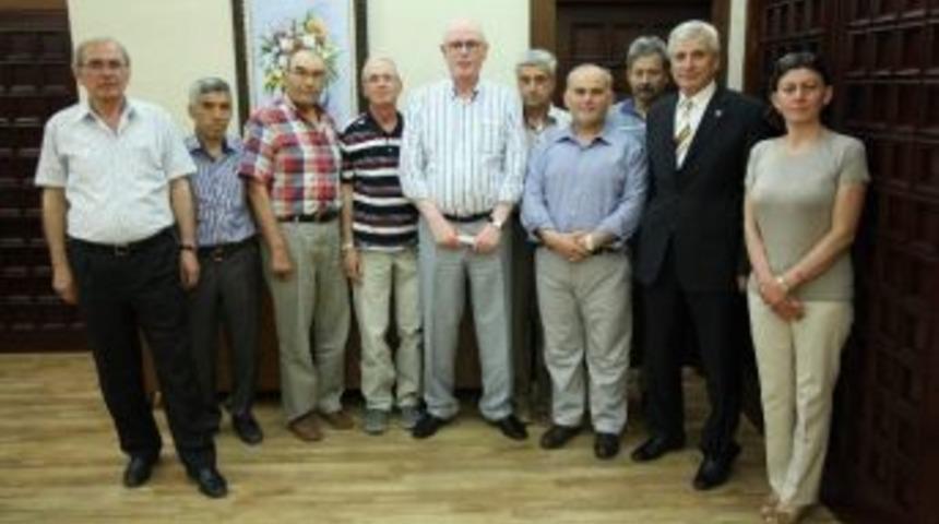 Başkan Kurt Osmangazi Mahallesinin Sorunlarını Dinledi