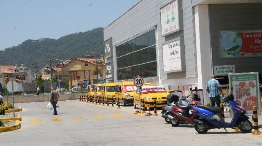Marmaris Avm&rsquo;de Taksi Krizi