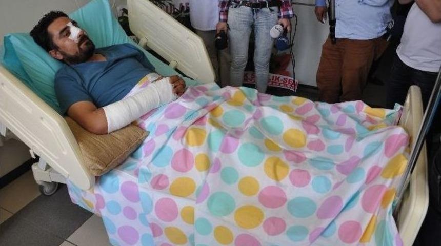 Bebek Gibi Baktığı Hastanın Yakını Tarafından Dövüldü