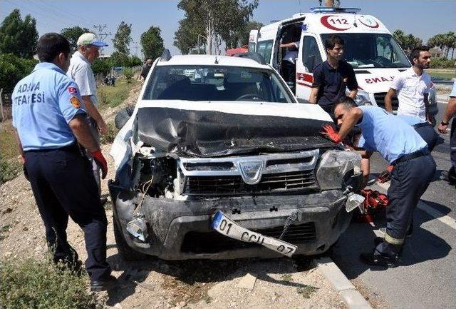 Adana&rsquo;da Trafik Kazası: 3 Yaralı 2