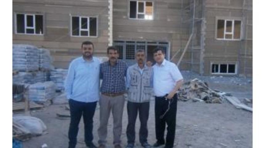 Başkan Kayacan Okul İnşaatını İnceledi