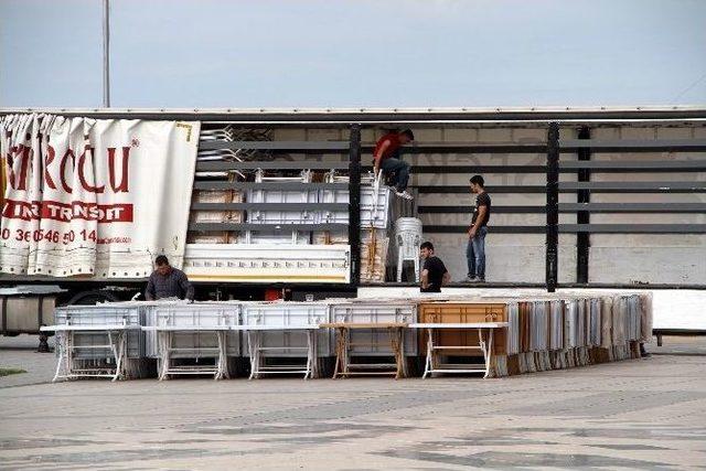 Kurtuluş Yolu Tarihi İftara Hazırlanıyor 1