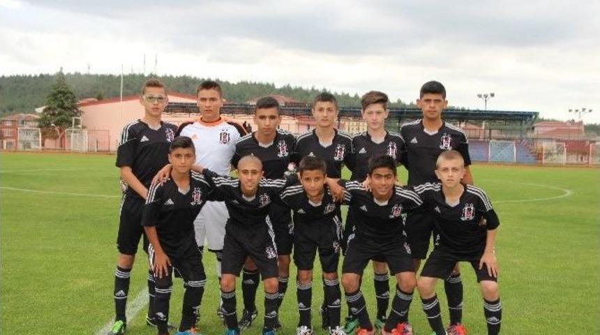 Beşiktaş Denizli Belediyespor&rsquo;u Zorda Olsa Yendi