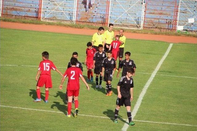 Beşiktaş Denizli Belediyespor’u Zorda Olsa Yendi