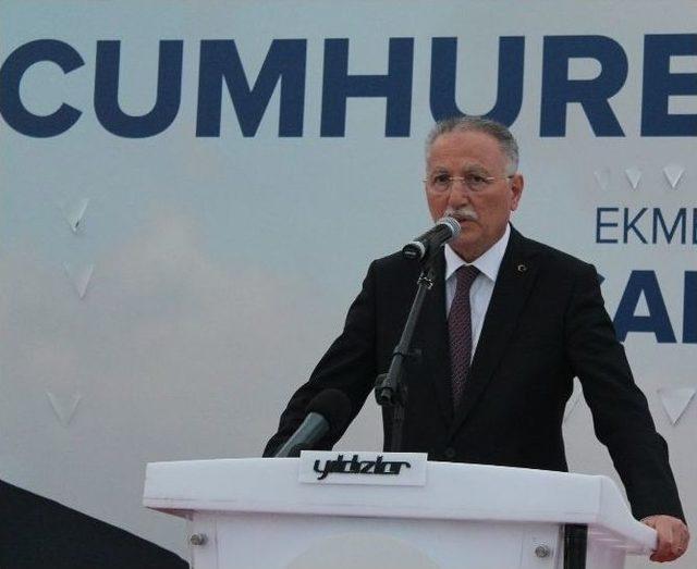 Cumhurbaşkanı Adayı Ekmeleddin İhsanoğlu Trabzon'da İftarda Sivil Toplum Örgütleri İle Buluştu