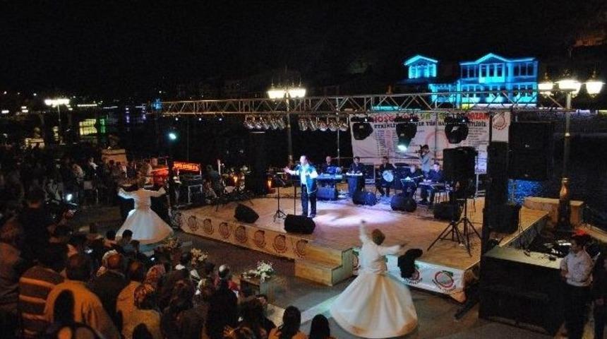 İlahiyat&ccedil;ı Profes&ouml;rden 'pembe Tennure' Tepkisi