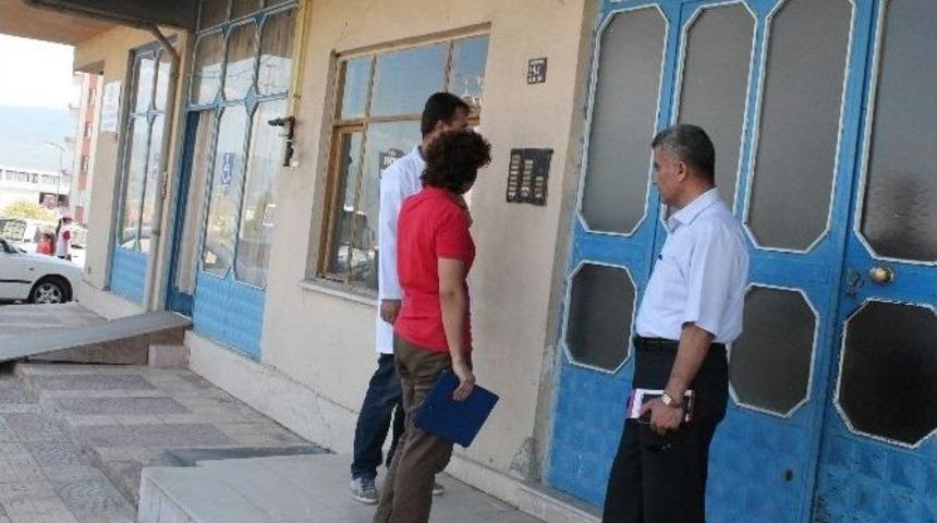 Polis, "hırsızım" Deyip Zili Çaldı