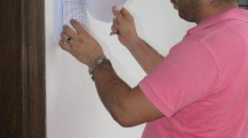 D&uuml;zce&rsquo;de Se&ccedil;men Listeleri Askıya &Ccedil;ıkarıldı