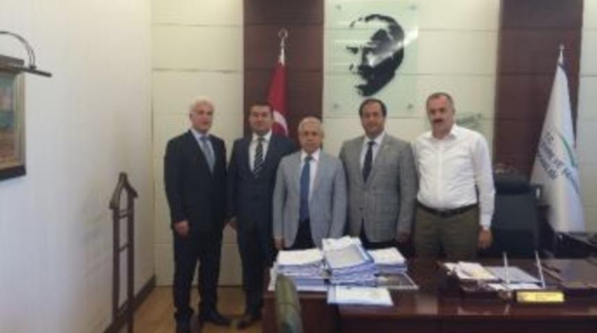 Mtso Y&ouml;netimi M&uuml;steşar &Ouml;zt&uuml;rk'&uuml; Ziyaret Etti