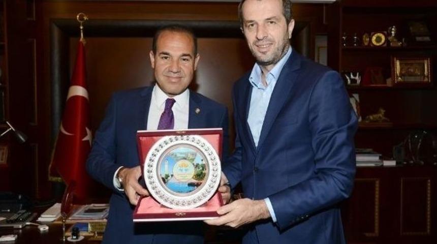 Saffet Sancaklı, H&uuml;seyin S&ouml;zl&uuml;&rsquo;y&uuml; Ziyaret Etti