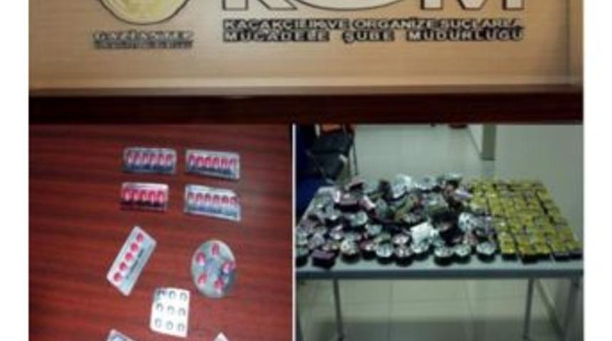 Gaziantep'te 8 Bin 146 Adet Cinsel Uyarıcı Hap Ele Ge&ccedil;irildi