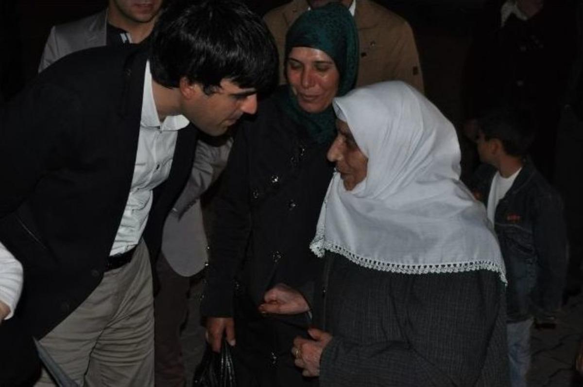 Arpa&ccedil;ay&rsquo;da Şehit Ve Gazi Ailelerine İftar Yemeği Verildi