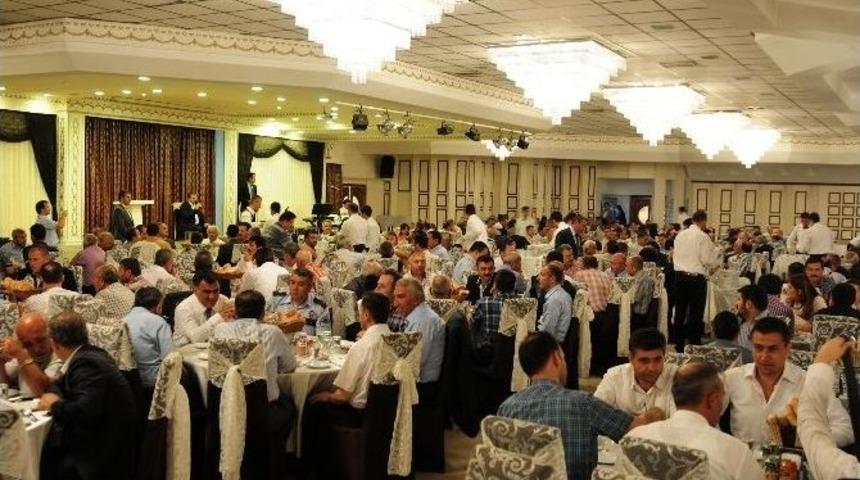 Mamak&rsquo;a Hizmet Edenler İftarda Buluştu