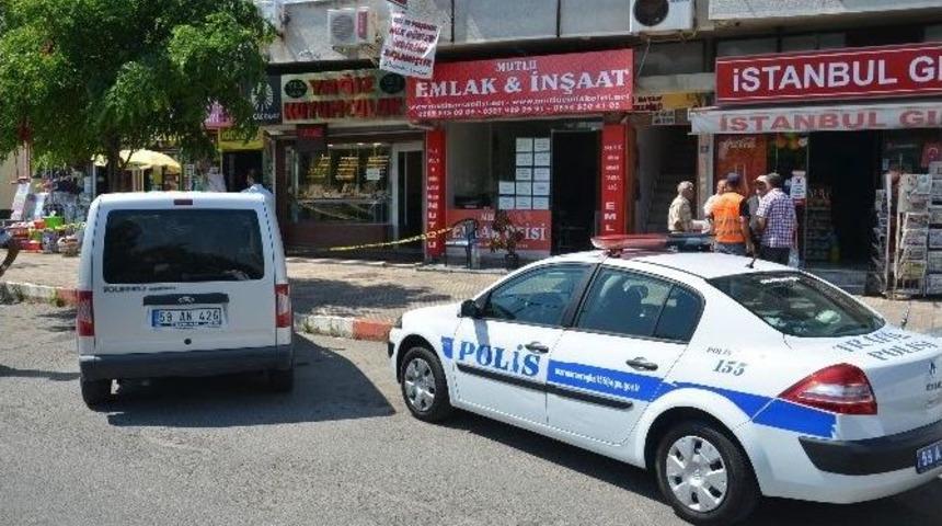 G&uuml;peg&uuml;nd&uuml;z Kuyumcu Soygunu