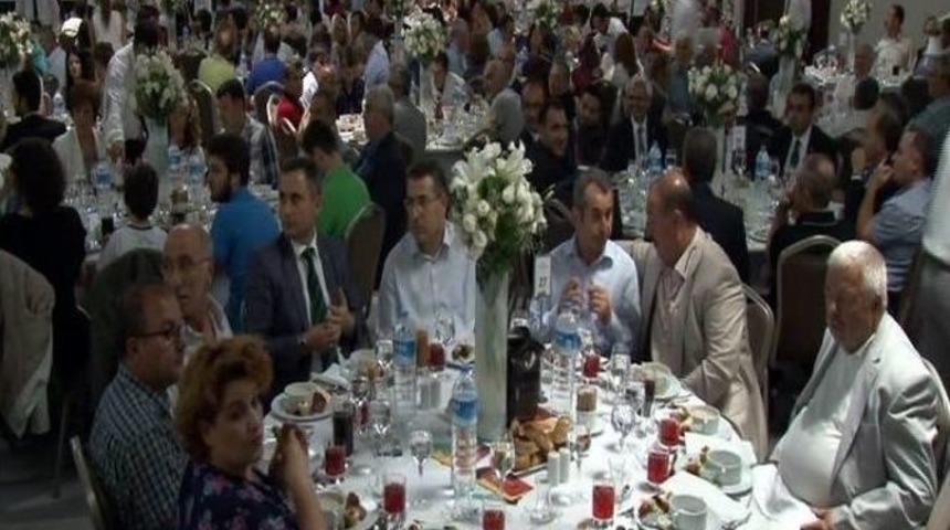 Nil&uuml;fer Belediyesi Personeli İftarda Buluştu