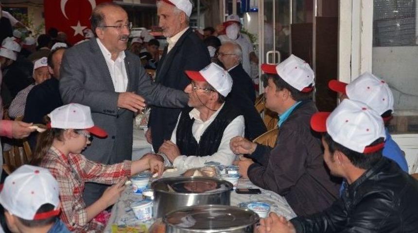 Dernekpazarı&rsquo;nda Oru&ccedil;lar Birlikte A&ccedil;ıldı