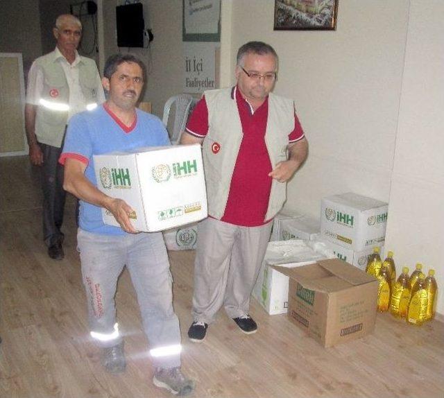 İhh&rsquo;dan Ramazan Kumanyaları 1