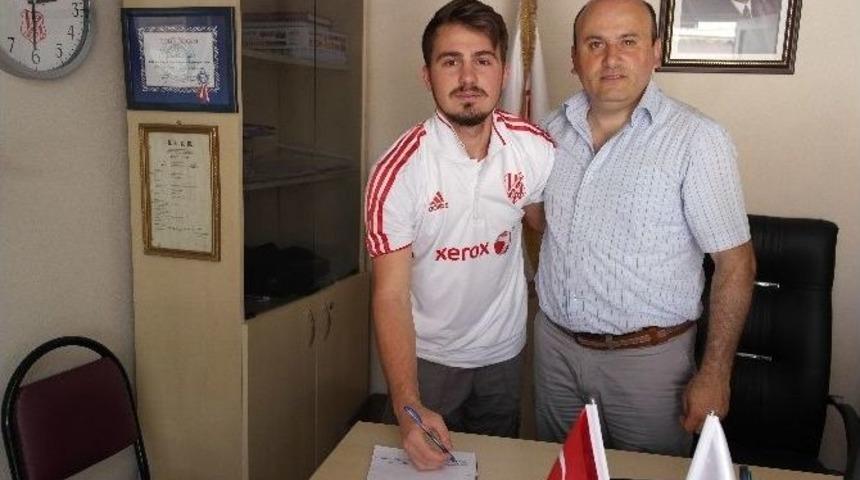 Sitespor&rsquo;da İ&ccedil; Ve Dış Transfer S&uuml;r&uuml;yor