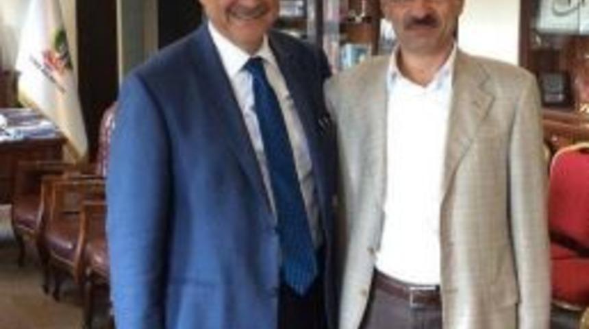 &Ouml;demiş'te Şehir İ&ccedil;i Yollar Asfaltlanıyor