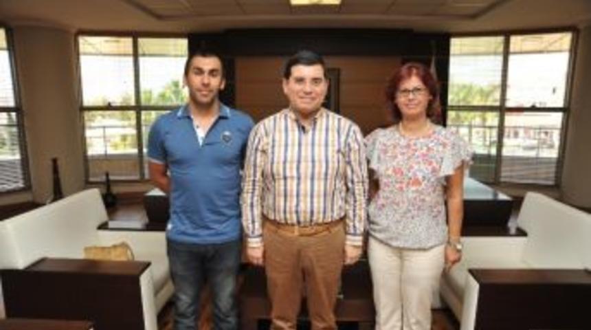 Tema&rsquo;dan Başkan T&uuml;t&uuml;nc&uuml;&rsquo;ye Ziyaret