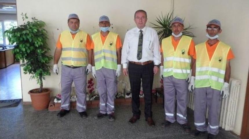 Sungurlu Belediyesi&rsquo;nde Tek Tip Elbise D&ouml;nemi Başladı