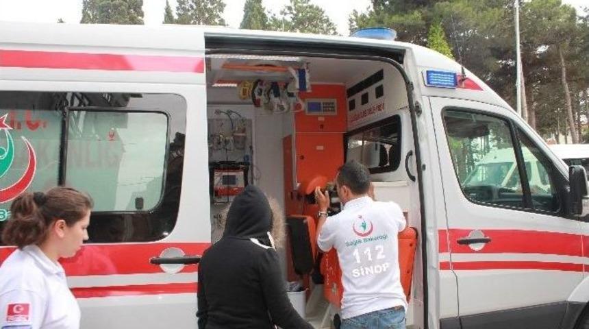 Sinop'ta Motosiklet Kazası: 2 Yaralı