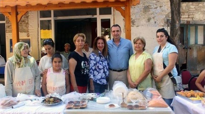 Altınova&rsquo;da &lsquo;hanım Eli Emek Pazarı&rsquo; A&ccedil;ıldı