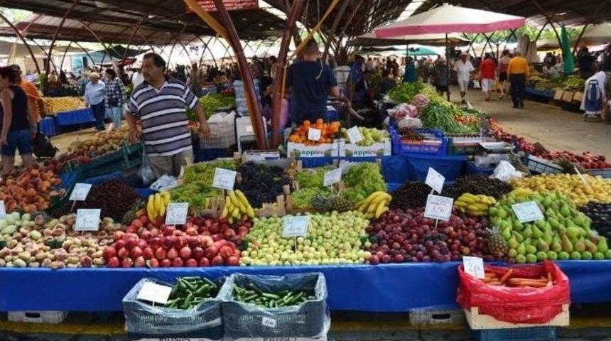 Ayvalık Pazarında Ramazan Durgunluğu