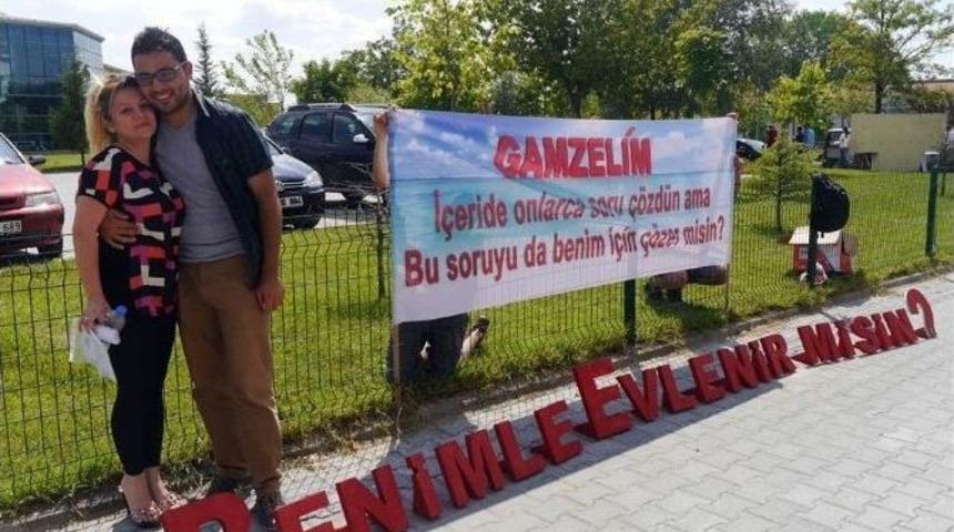 (&ouml;zel Haber) Kpss Sınavı Sonrası &Ouml;ğretmenden S&uuml;rpriz Evlenme Teklifi