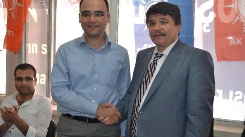 Tanrıverdi Kula'da Partililerle Buluştu