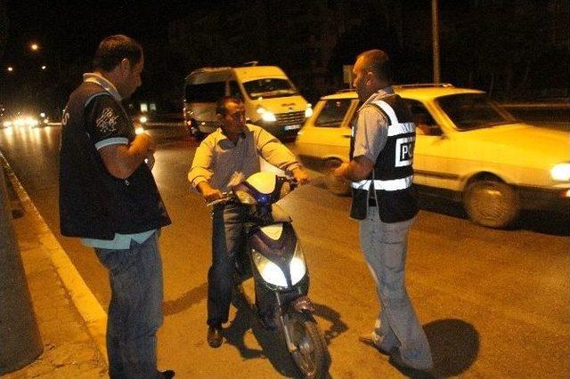 Akhisar da Kask Takmayan Elektrikli Bisikletlere Ceza Yağdı 1