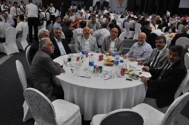 Ak Parti Afyonkarahisar İl Teşkilat &Uuml;yeleri İftarda Bir Araya Geldi 1