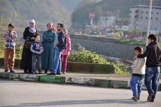 Karadeniz Dizilerini Beğenmeyen Esnaf, Sinema Filmi Çekti