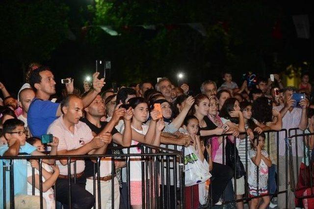 Nuray Hafiftaş Antalyalılarla Buluştu 1