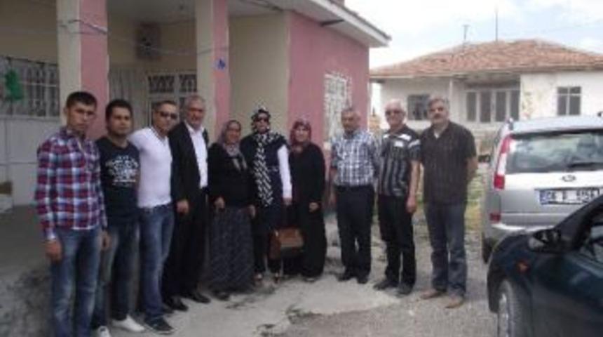 Kulu Ak Parti&rsquo;den Ramazan Paketi Yardımı