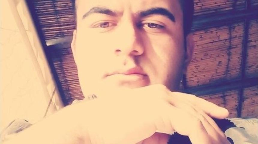 Ayvalık'ta Trafik Kazası: 1 &Ouml;l&uuml;