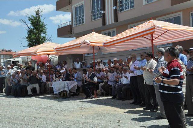 Akşehir'de Yunus Emre Camiinin Temeli Atıldı