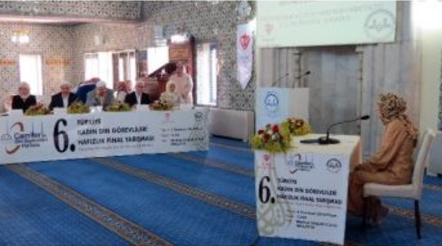 6. T&uuml;rkiye Kadın Din G&ouml;revlileri Hafızlık Final Yarışması Yapıldı
