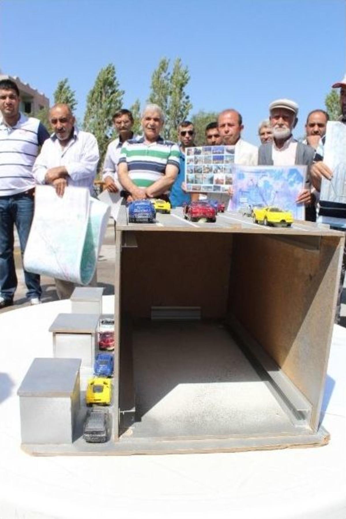 İzmir-istanbul Otoyolu Projesinde Hatalar Olduğunu İddia Eden Vatandaşlar Viyad&uuml;k İstiyor