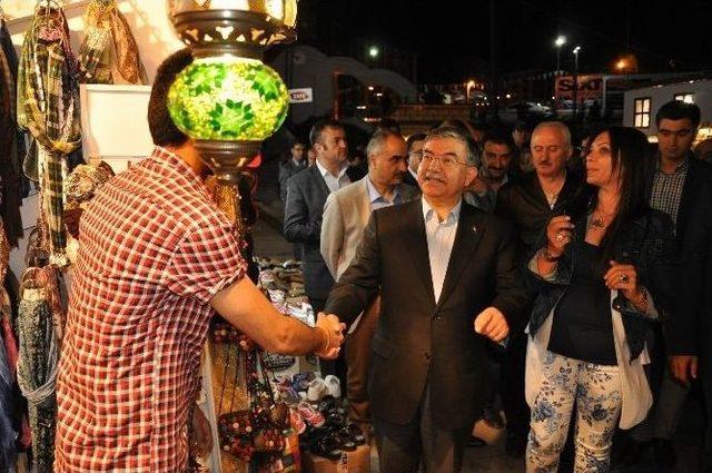 Milli Savunma Bakanı İsmet Yılmaz Sivas’ta