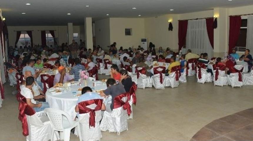 &Ccedil;iğli'de Belediye'den Her Akşam İftar